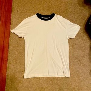 Abercrombie BLUE COLLARD WHITE TSHIRT